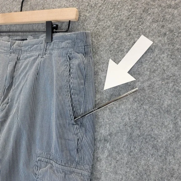 Banana Republic Cargo Shorts Mens 34 Pinstripe Pockets Summer Casual Lightweight - Picture 8 of 14